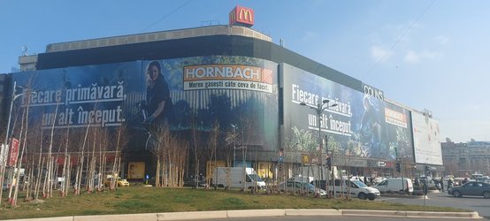 FOTO Unirea Shopping Center din București și Brașov, repere emblematice, intră într-un proces de transformare completă