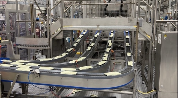FOTO În plină caniculă, Unilever crește în România producția de înghețată