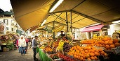 Românii la piață, ca în magazinele de lux