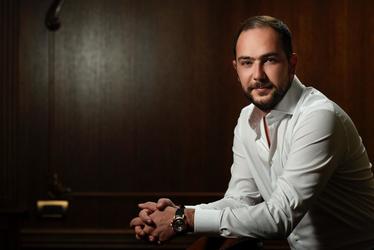 Cris-Tim accelerează diversificarea portofoliului și lansează „Grătărescu” în cea mai dinamică categorie în 2025 din piața mezelurilor - cârnații