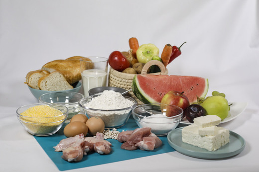 OFICIAL Românii vor avea încă 6 luni acces la 17 alimente de bază la prețuri mai mici