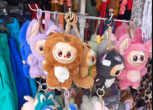 Prețurile de revânzare ale jucăriilor Labubu au început să scadă semnificativ