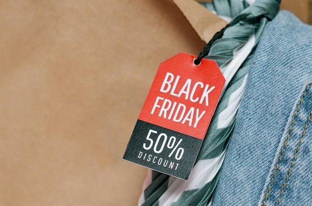 Avertisment și sfaturi de Black Friday - Atenție la site-uri false!
