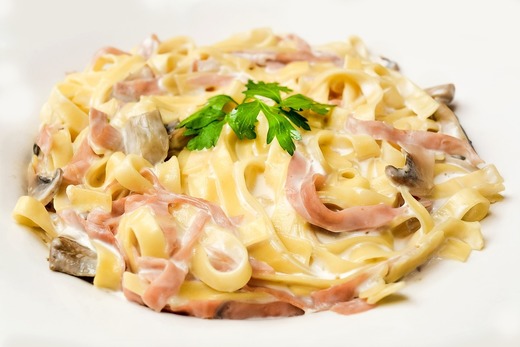 Un borcan de carbonara provoacă o dispută în Parlamentul European