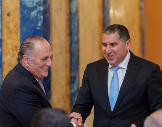 SURPRIZĂ FOTO Grupul Niro, al familiei lui Nicolae Dumitru, intră pe piața galeriilor comerciale de tip street-mall