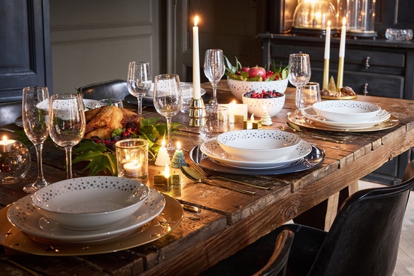 Cum se reinventează decorul de Crăciun în 2025: trei stiluri de design interior din colecțiile Actuel, gamă proprie Auchan