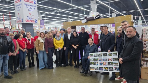 La Cocoș a primit un vizitator surpriză înainte de Crăciun FOTO