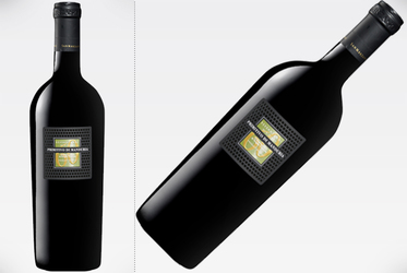 Vinul zilei: un roșu cotat cu 99 de puncte Luca Maroni, un Primitivo matur și intens, cu note de prune, cireșe negre, mure, coacăze, condimente, cacao, cafea și vanilie. Perfect pentru carne roșie sau vânat cu sosuri dense