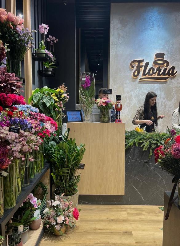 Floria lansează o nouă florărie în AFI Brașov și pregătește extinderea la Iași