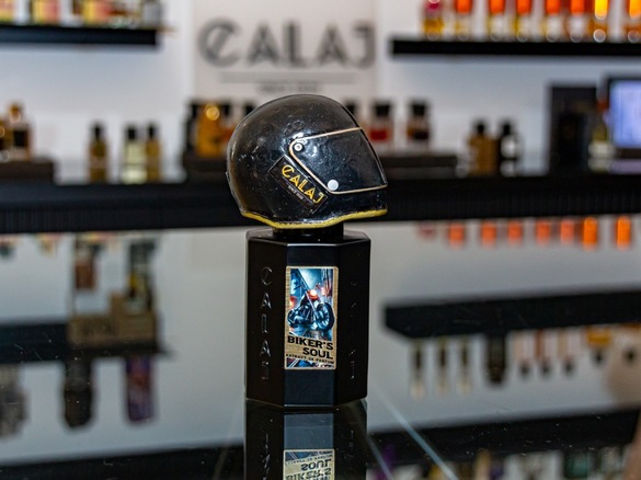 FOTO Explozie de parfumerii în România. Bucureștiul are mai multe decât întreaga Spanie, ca parfumerii de nișă