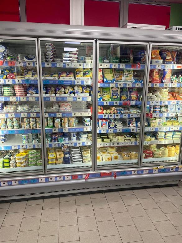 FOTO Controale masive declanșate de ANSVSA în peste 1.600 de supermarketuri și hipermarketuri