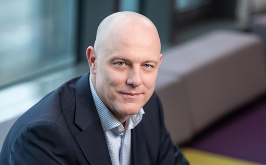 Carrefour, înaintea exit-ului din România, numește un nou Director de Achiziții și Aprovizionare, cel implicat în deschiderea primului hipermarket de pe piața locală