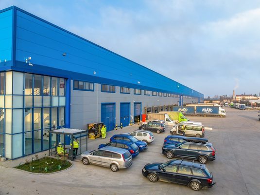 EXCLUSIV Investiție pregătită în România - Helios Phoenix, al familiei Myrianthous, vrea să intre pe piața parcurilor de retail, cu planul de a dezvolta o rețea națională