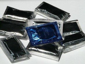 Producător-lider de prezervative, proprietarul Durex, crește prețurile