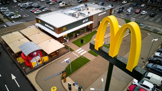 McDonald’s investește în România peste 400 milioane lei în următorii 3 ani în extinderea, remodelarea și digitalizarea restaurantelor