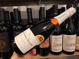 Vinul zilei: un spumant remarcabil, obținut din Xarel·lo, Macabeu, Parellada și Malvasía de Sitges, un vin vibrant, cu bule fine, o prospețime remarcabilă și un echilibru foarte bun. Cotat cu 92 de puncte Robert Parker