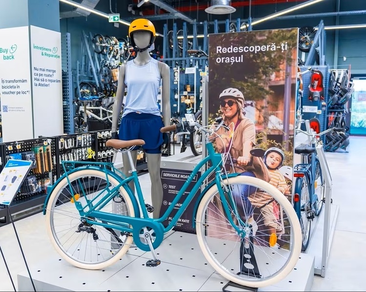 FOTO Decathlon intră într-un nou mall din București