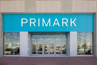 FOTO Primark deschide cu o premieră un nou magazin în România. Retailerul a investit peste 10 milioane de euro în magazinul din ElectroPutere Mall Craiova