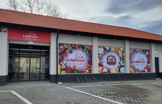 Tranzacție în România. Magazinele Merkur au fost vândute
