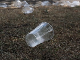 DECIZIE Consumul băuturilor alcoolice în incinta stadioanelor va fi permis și la evenimente sportive