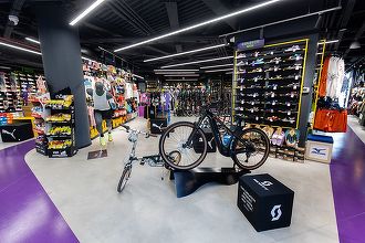 EXCLUSIV Sport Guru are discuții pentru preluarea altor jucători și un posibil nou concept de magazin, dar este mai conservator. CEO Mircea Rasovan: Suntem în întârziere cu peste 10 ani față  de Europa de Vest