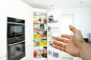 FOTO Investiție în România. Beko varsă peste 1 milion euro în modernizarea HUB-ului logistic din Căteasca