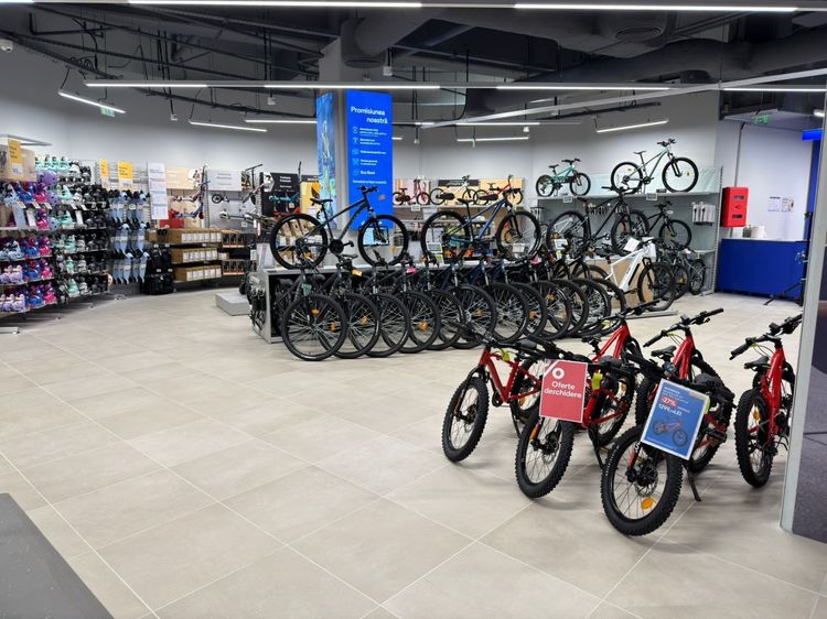 FOTO Decathlon anunță în România reduceri de până la 40% la unele produse