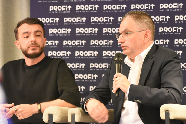 VIDEO Când vine o criză, fiecare face un fel de down-trading. Michael Kaiser – Country Lead Sezamo: De la începutul anului, coșul mediu de cumpărături Sezamo nu a mai crescut - Conferința Profit E-commerce