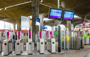 Metrorex a reluat licitația pentru plata călătoriilor cu cardul bancar la turnichet