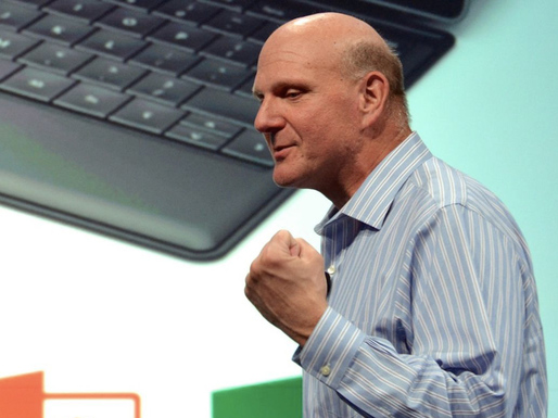 Steve Ballmer: Telefoanele produse de Microsoft ar trebui să ruleze aplicații de Android