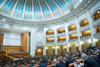 Camera Deputaților cumpără un sistem de vot de la o firmă suspectă de corupție