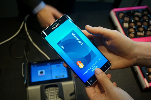 Google testează un sistem de plată cu smartphone-ul care nu presupune scoaterea acestuia din buzunar