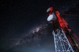 Juncker cere un plan mai bun pentru taxarea utilizatorilor serviciilor de roaming