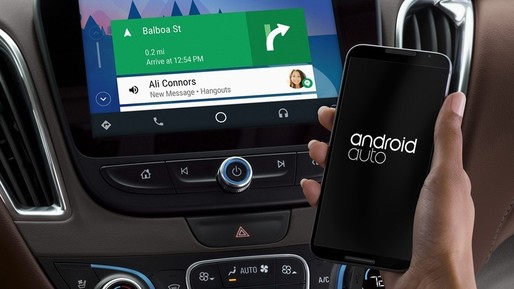 Google lansează Android Auto pentru smartphone-uri