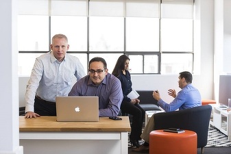 Gigantul canadian Celestica, furnizor pentru Alcatel, HP, Honeywell și NEC, își alimentează firma din România cu 20 milioane dolari