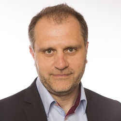Interviu: Adrian Leu - șeful Inition, una dintre cele mai apreciate agenții de advertising din Marea Britanie, cunoscută pentru aplicarea în comunicații a celor mai noi tehnologii