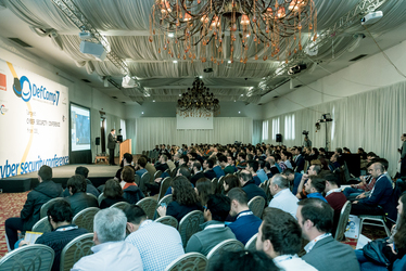 DefCamp 2017: două zile intense cu peste 50 de speakeri pentru cei 1.300 de specialiști și pasionați de securitate cibernetică 