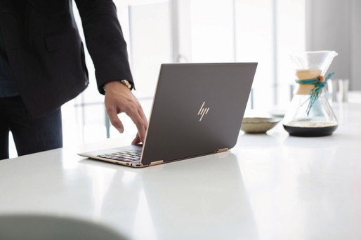 Noua serie de laptopuri Spectre x360 promite o autonomie de peste 22 de ore. La ce preț vor fi vândute