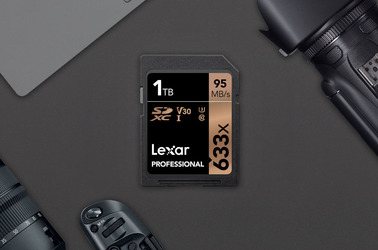 Primul card de memorie de 1 TB este scump și insuficient de rapid