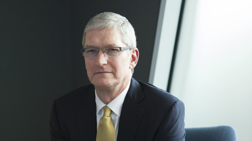 Tim Cook: Apple cumpără o companie la fiecare câteva săptămâni
