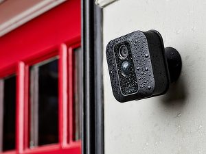 Amazon lansează o cameră de supraveghere cu autonomie de 2 ani