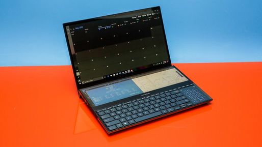 GALERIE FOTO Asus prezintă un laptop cu două ecrane