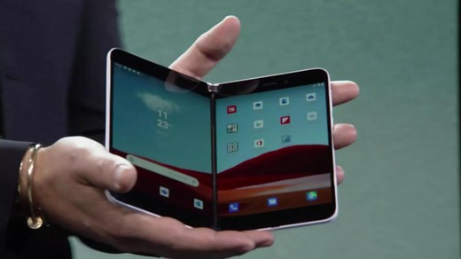 Microsoft revine pe piața telefoanelor mobile cu un smartphone pliabil