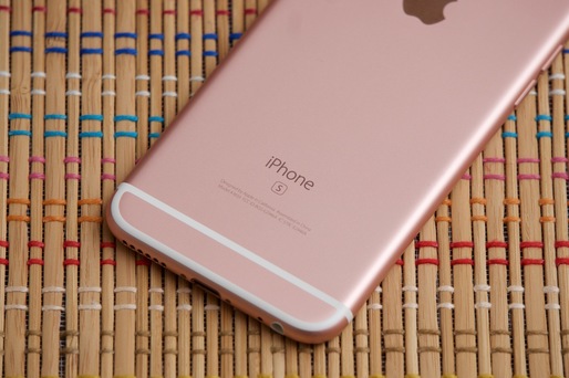 Apple lansează un program de reparații gratuite pentru iPhone 6S și iPhone 6S Plus
