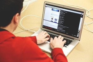 Codecool, un startup de educație IT din Budapesta, intră pe piața din România