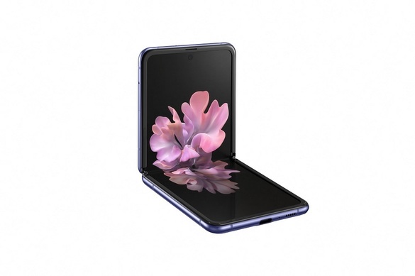 FOTO Galaxy Z Flip, al doilea telefon pliabil, prezentat oficial