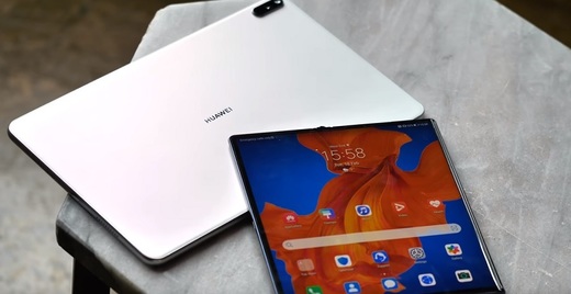 VIDEO Huawei lansează cea mai nouă versiune a telefonului său pliabil
