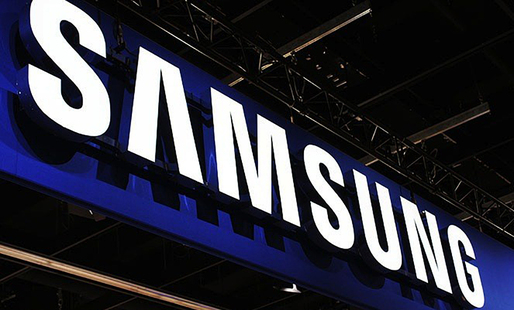 FOTO Samsung lansează Galaxy Z Flip 5G