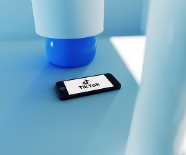 Global Times: Este improbabil ca China să aprobe un acord ”nedrept” convenit de Oracle și Walmart cu ByteDance privind viitorul TikTok