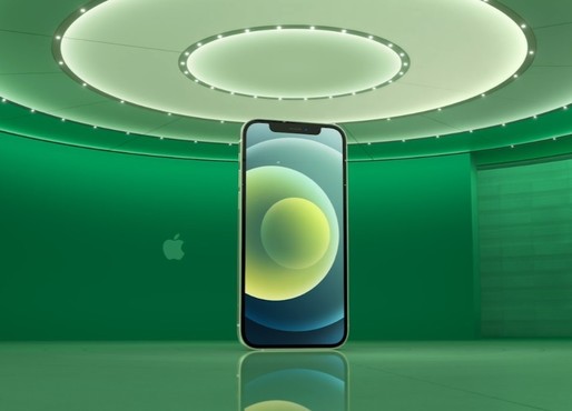 Primii posesori de iPhone 12 mini se plâng deja de o problemă tehnică